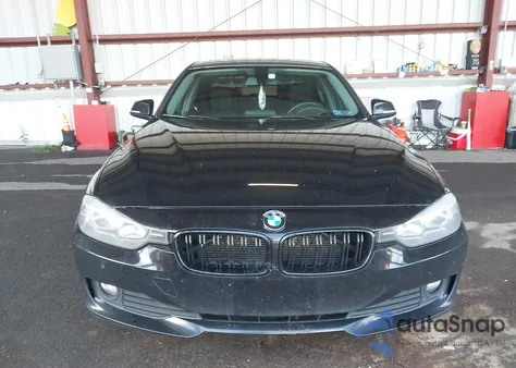 2015 BMW 320I xDrive из США, поврежденный, VIN WBA3C3C51FP664737